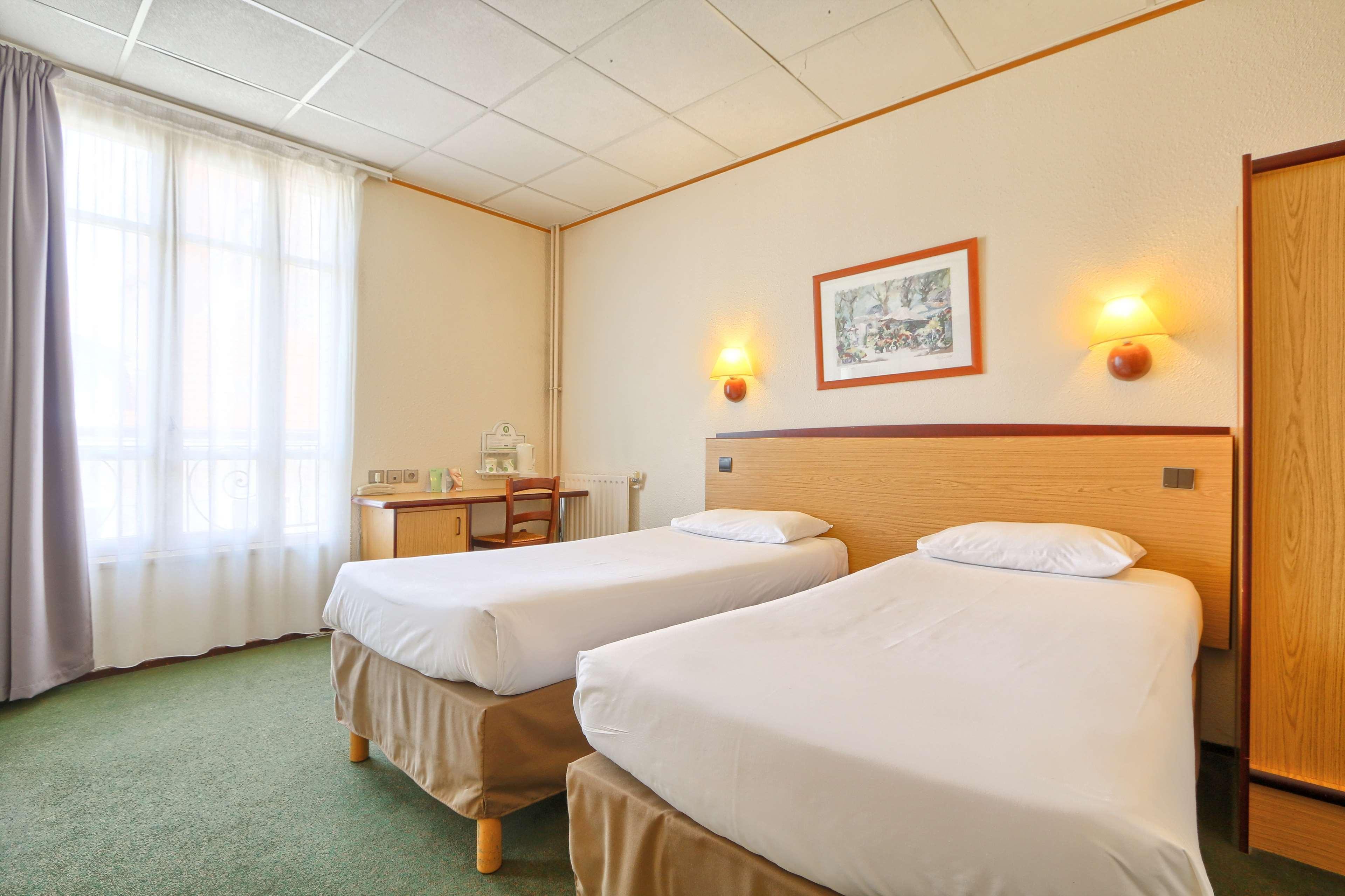 Campanile Paris Ouest - Boulogne Hotell Eksteriør bilde